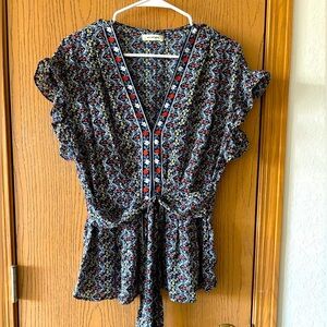 Max Studio Summer Blouse, size M to L